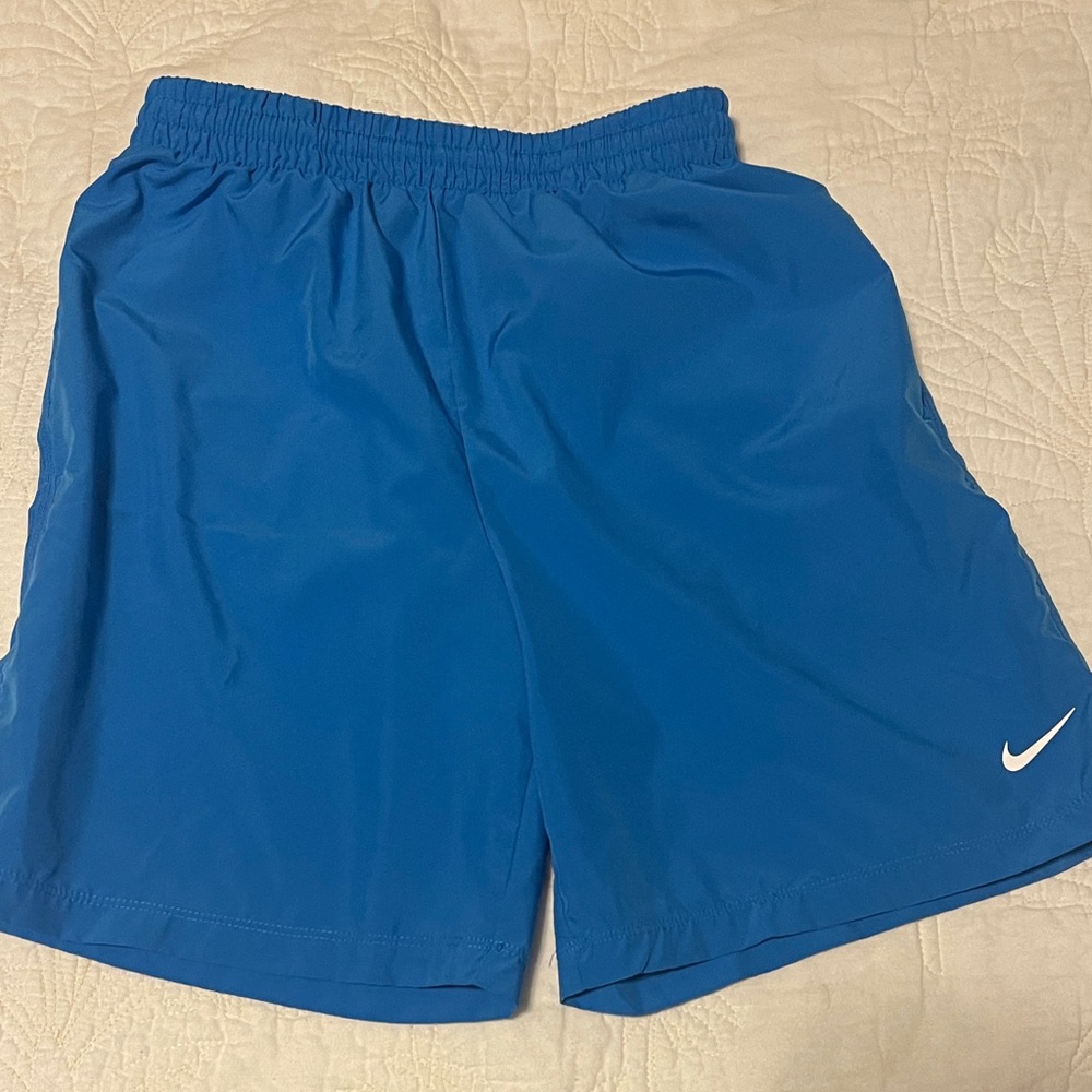 Nike Boys Shorts - size L